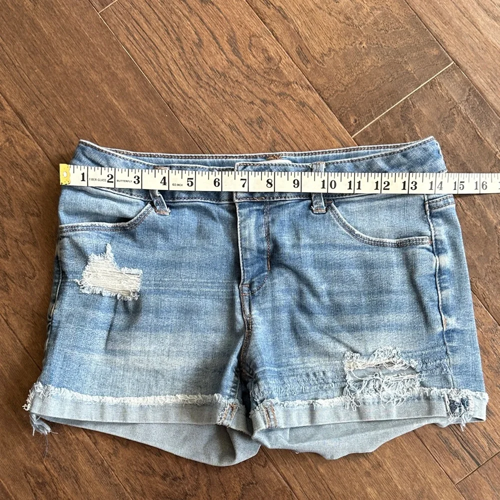 SO Light Blue Distressed Jean Shorts - Picture 3 of 6